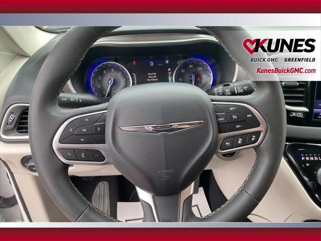 used 2022 Chrysler Pacifica car, priced at $21,800