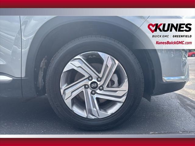 used 2023 Hyundai Santa Fe car, priced at $21,874