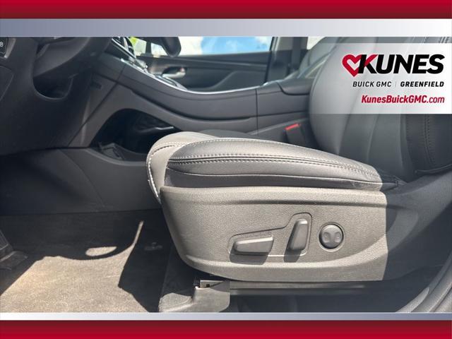 used 2023 Hyundai Santa Fe car, priced at $21,874