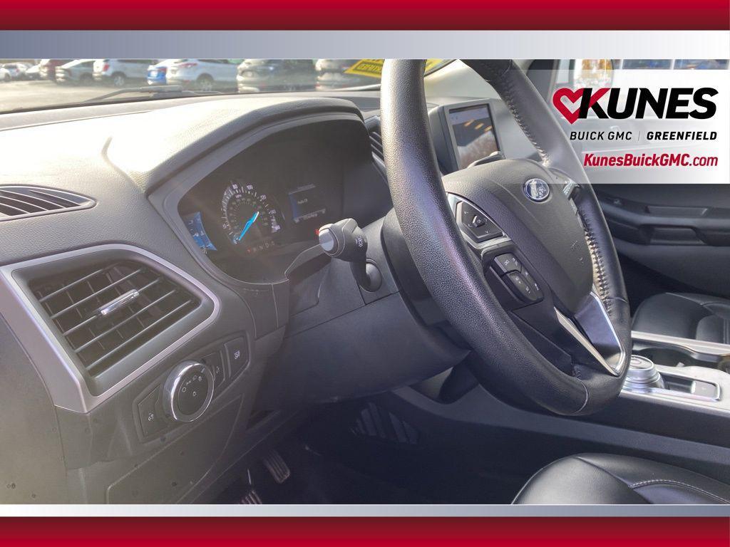 used 2024 Ford Edge car, priced at $24,699