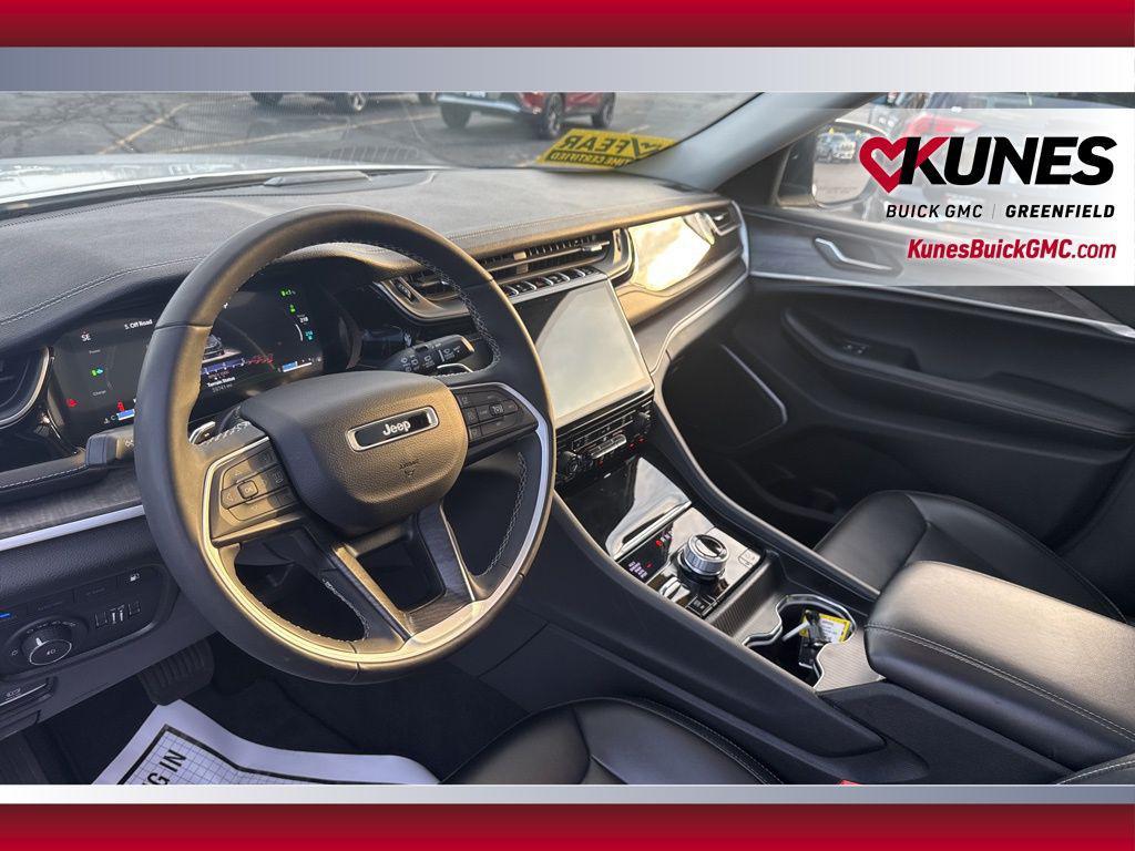 used 2024 Jeep Grand Cherokee 4xe car, priced at $27,399