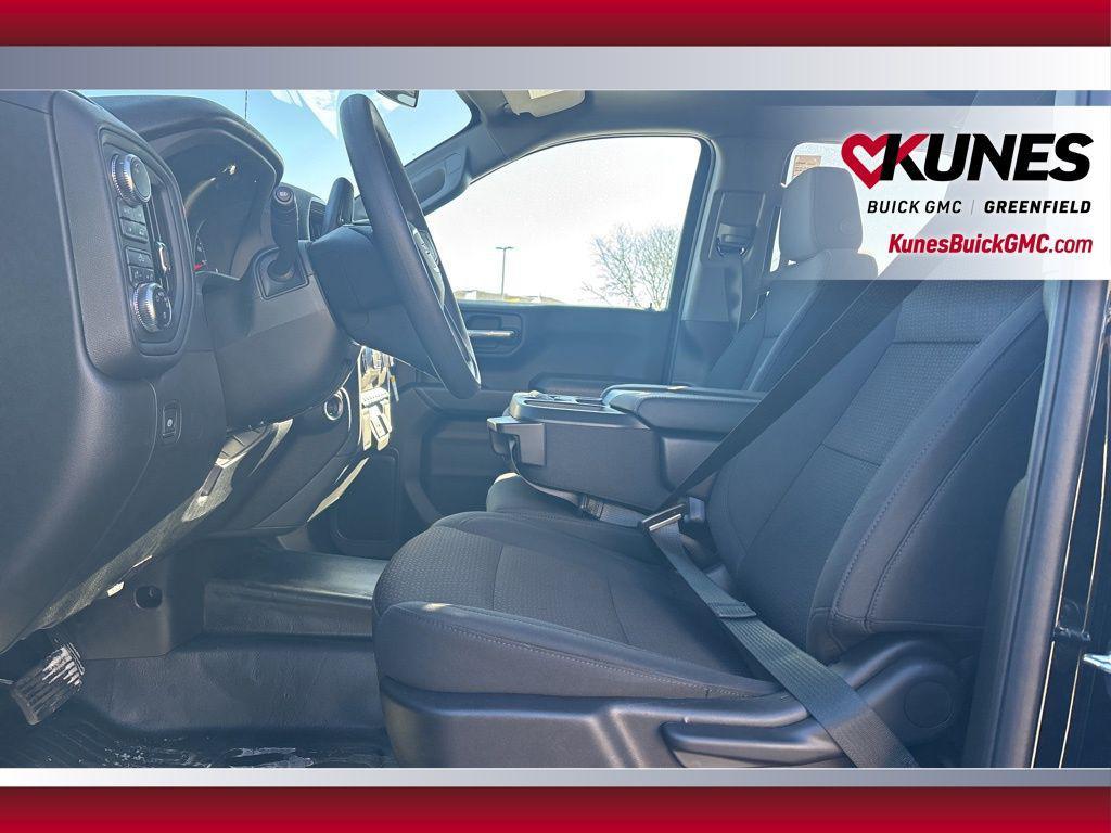 new 2025 GMC Sierra 1500 car, priced at $35,868