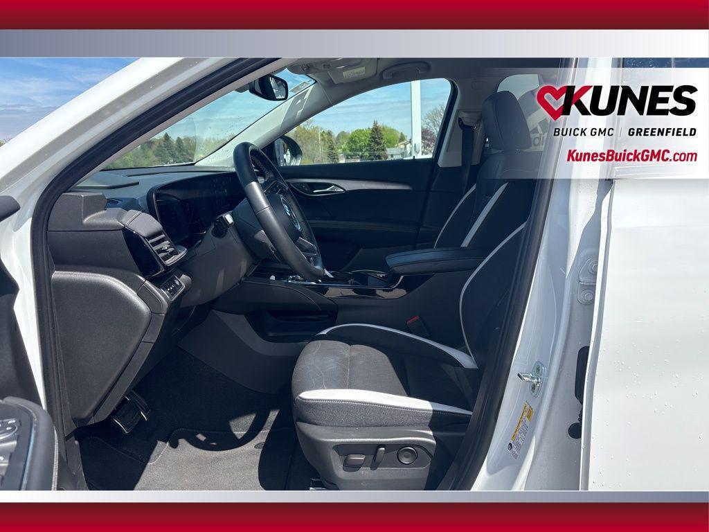 used 2024 Buick Envision car, priced at $28,799