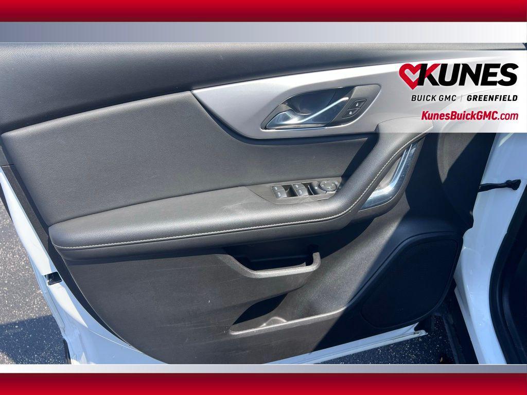 used 2024 Chevrolet Blazer car, priced at $27,799