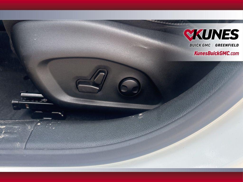 used 2024 Jeep Compass car, priced at $25,399