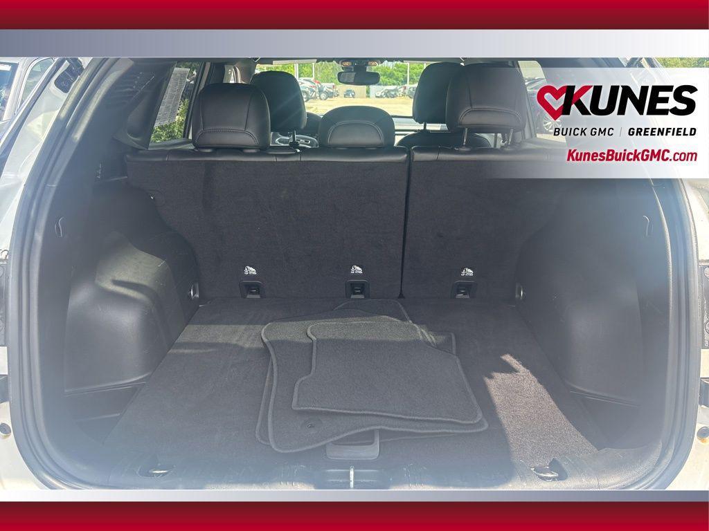 used 2024 Jeep Compass car, priced at $25,399