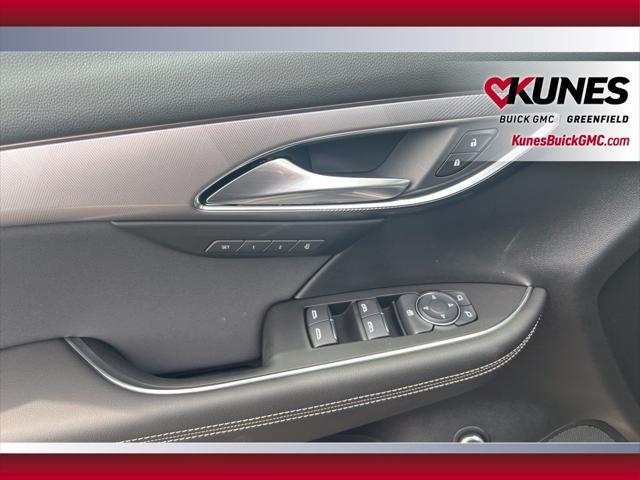 new 2025 Buick Envision car, priced at $42,930