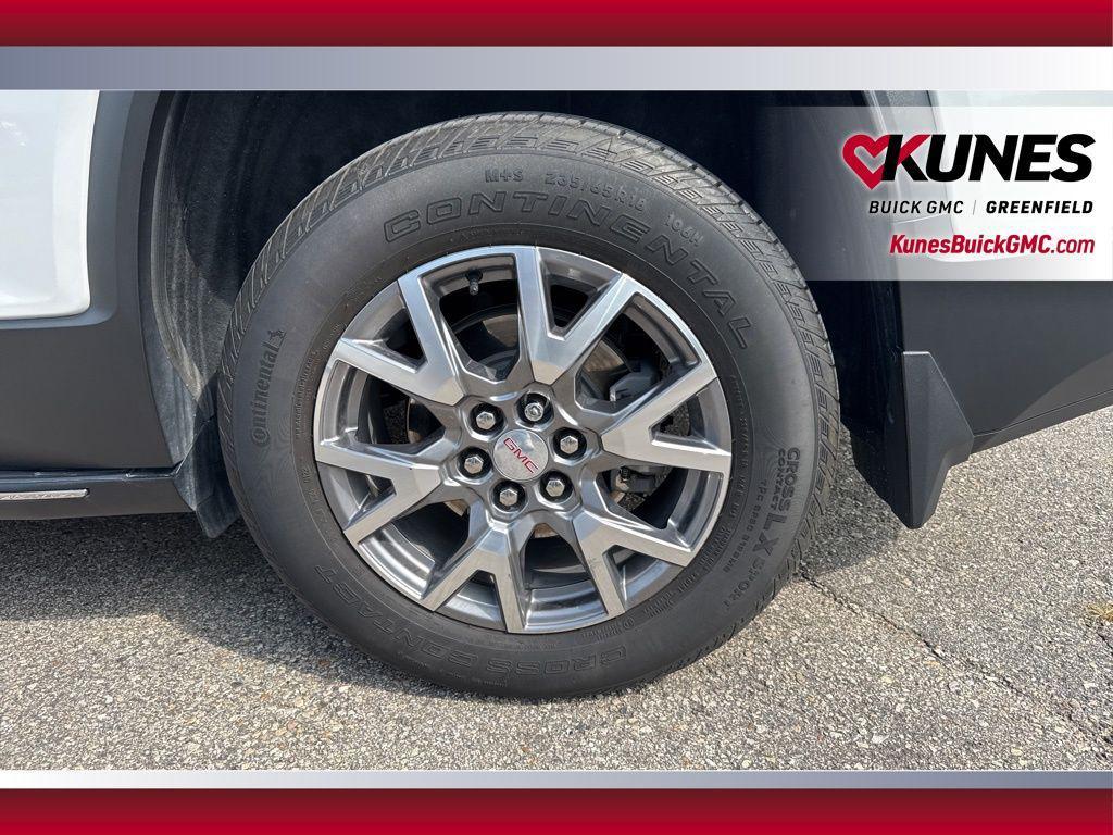used 2022 GMC Acadia car, priced at $34,399