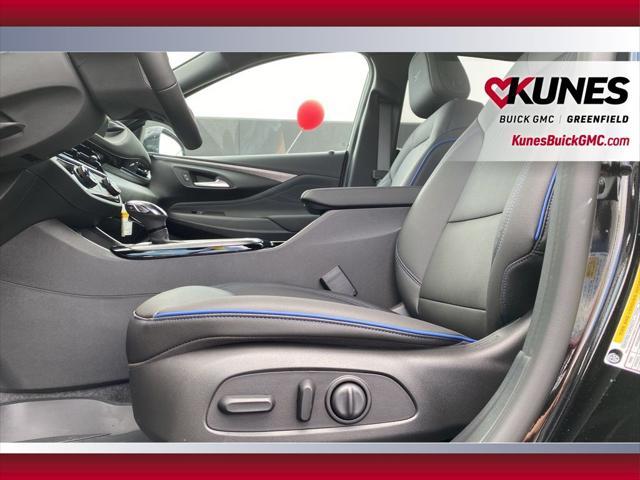 new 2025 Buick Envista car, priced at $28,448