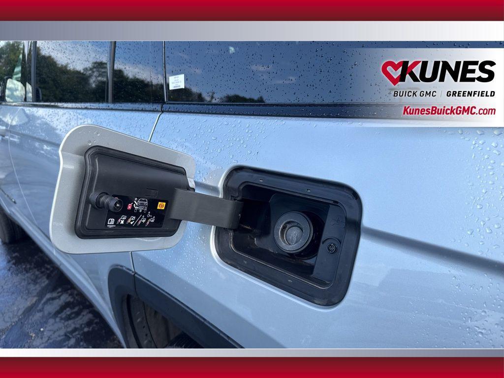 used 2024 Jeep Grand Cherokee L car, priced at $30,499