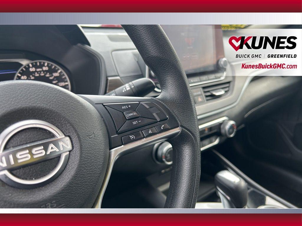used 2024 Nissan Altima car, priced at $19,995