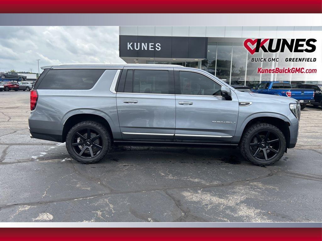 used 2021 GMC Yukon XL car, priced at $46,499