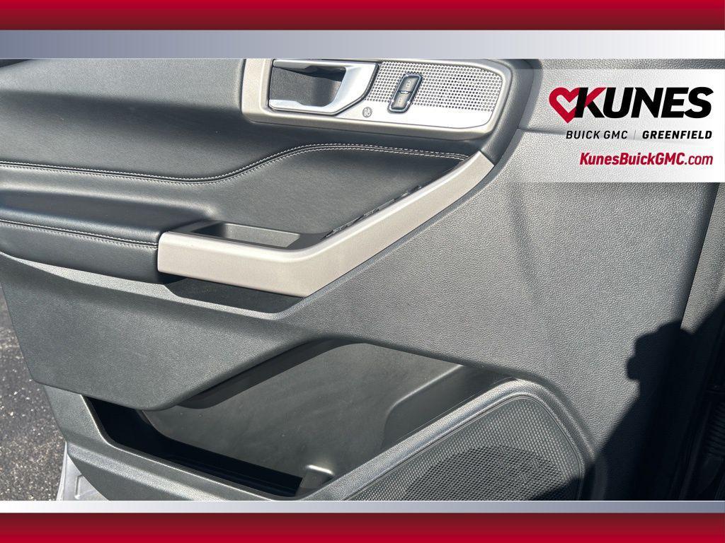 used 2023 Ford Explorer car, priced at $28,599