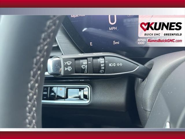 new 2025 Buick Envision car, priced at $37,390