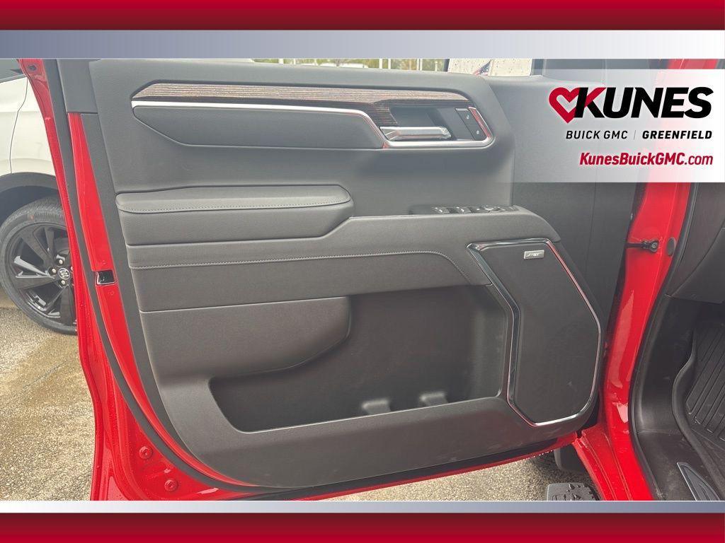 new 2025 GMC Sierra 1500 car, priced at $58,528