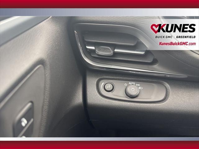 new 2025 Buick Envista car, priced at $27,775