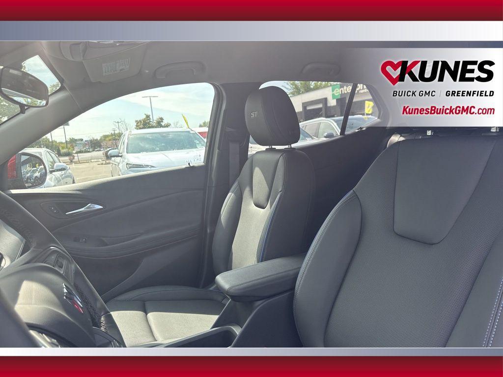 new 2026 Buick Encore GX car, priced at $29,723