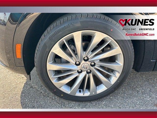 new 2025 Buick Envision car, priced at $42,057