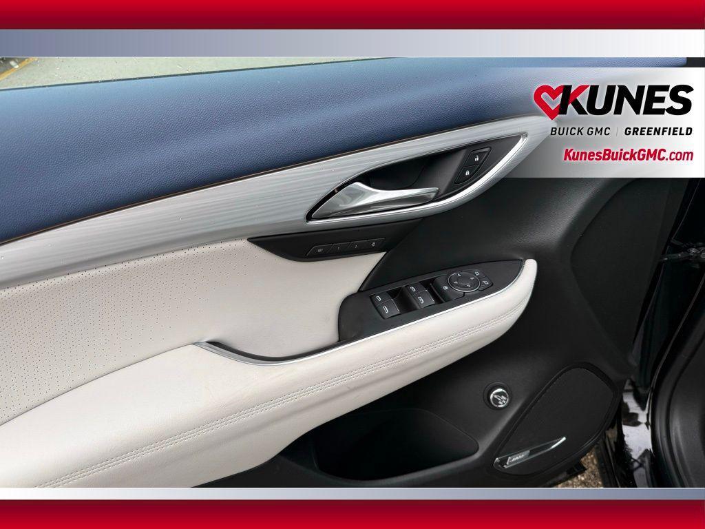 new 2025 Buick Envision car, priced at $42,057