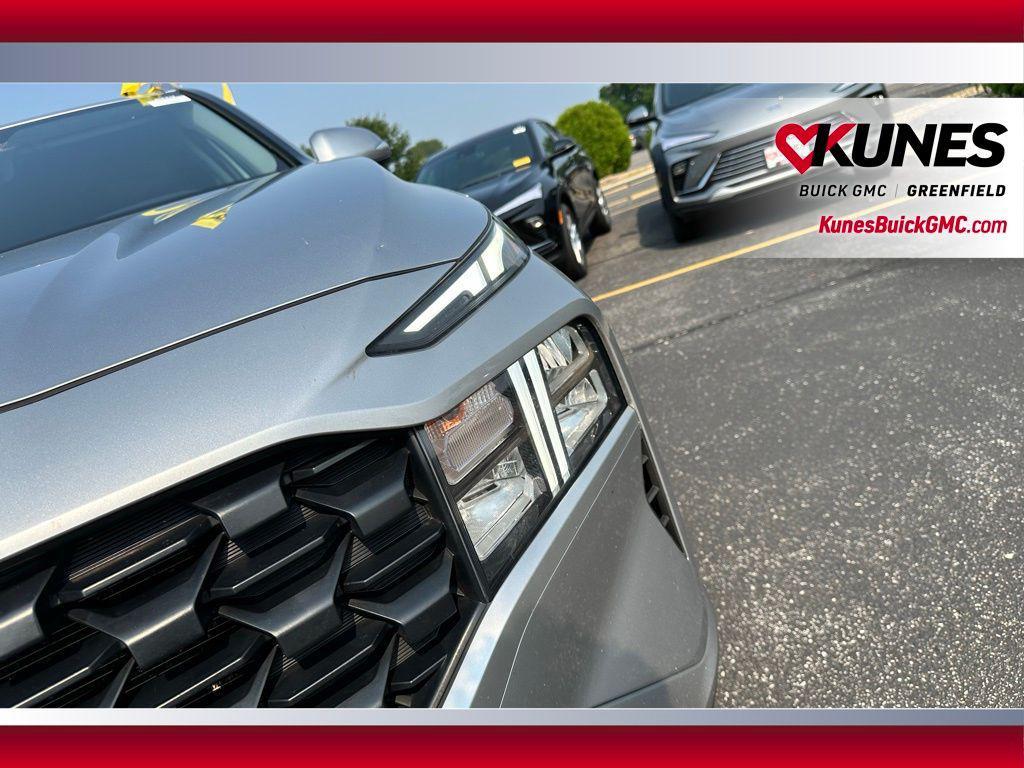used 2023 Hyundai Santa Fe car, priced at $20,499