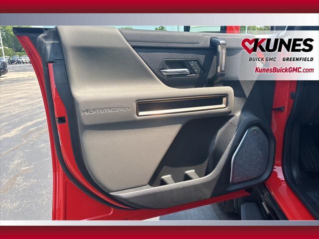 new 2025 GMC HUMMER EV Pickup car, priced at $118,550