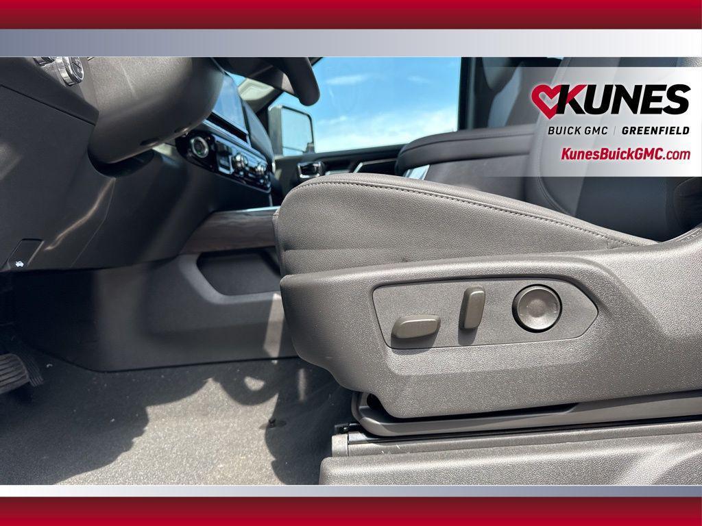 new 2025 GMC Sierra 1500 car, priced at $61,360