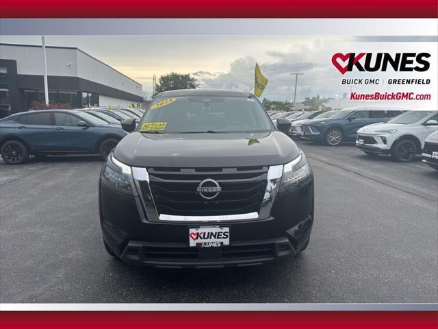 used 2024 Nissan Pathfinder car, priced at $27,995