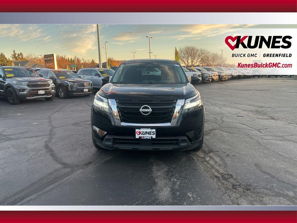 used 2024 Nissan Pathfinder car, priced at $21,995