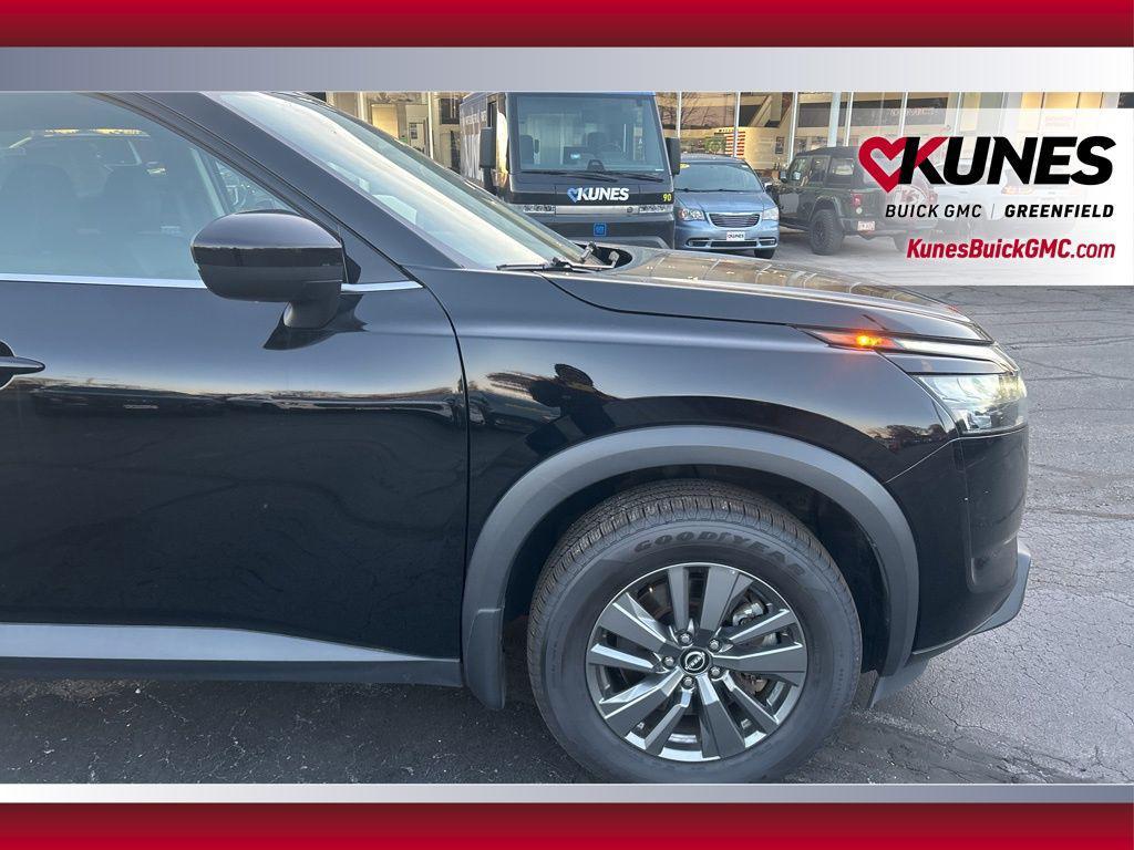 used 2024 Nissan Pathfinder car, priced at $21,995