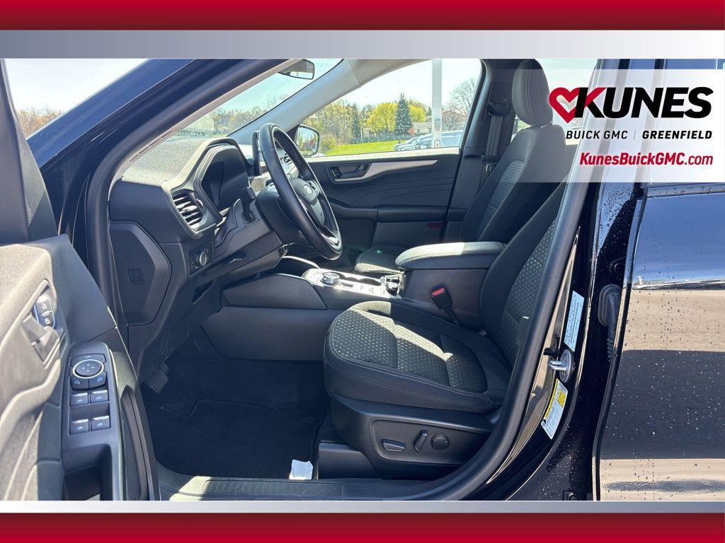 used 2023 Ford Escape car, priced at $21,399