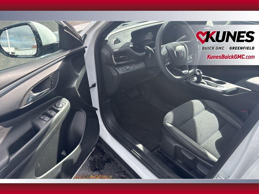 used 2025 Buick Envista car, priced at $22,595