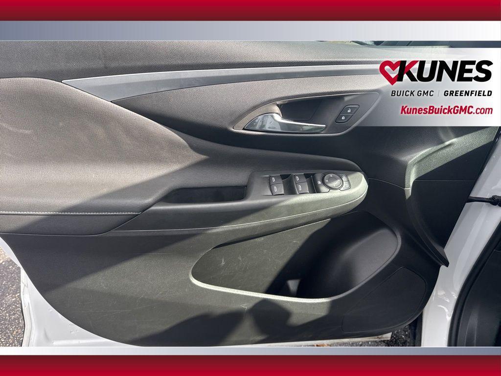 used 2025 Buick Envista car, priced at $22,595