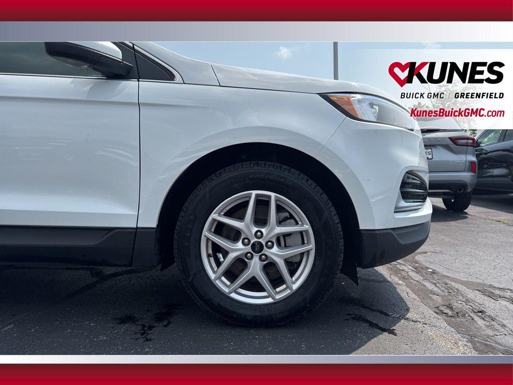 used 2024 Ford Edge car, priced at $25,995
