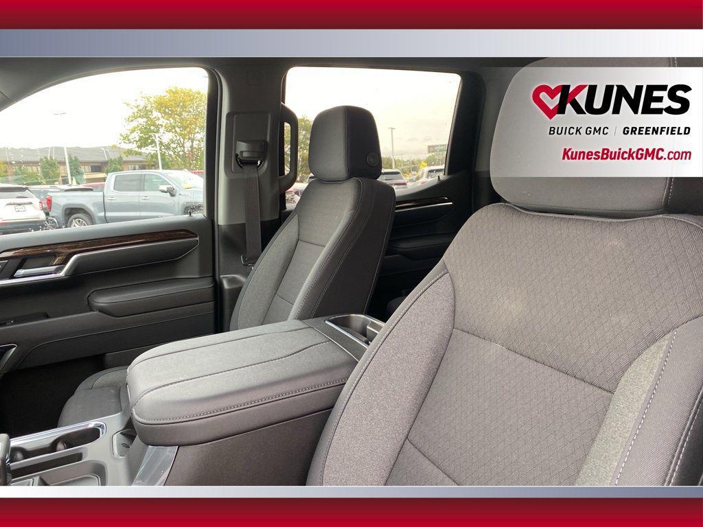 new 2025 GMC Sierra 1500 car, priced at $53,588