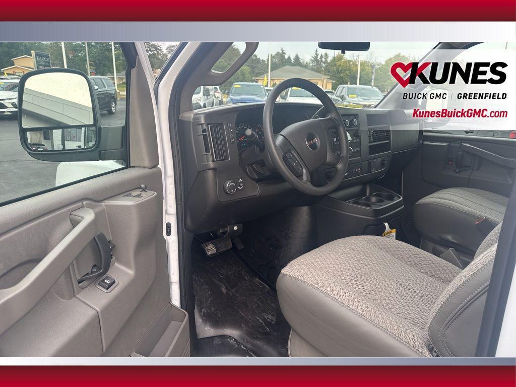 new 2025 GMC Savana 2500 car, priced at $47,977