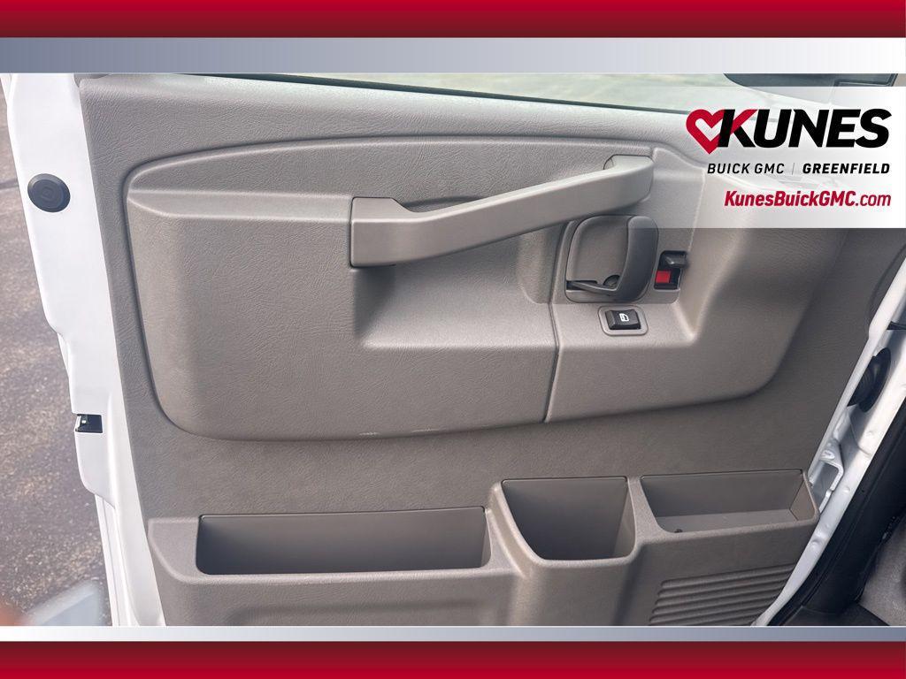 new 2025 GMC Savana 2500 car, priced at $47,977