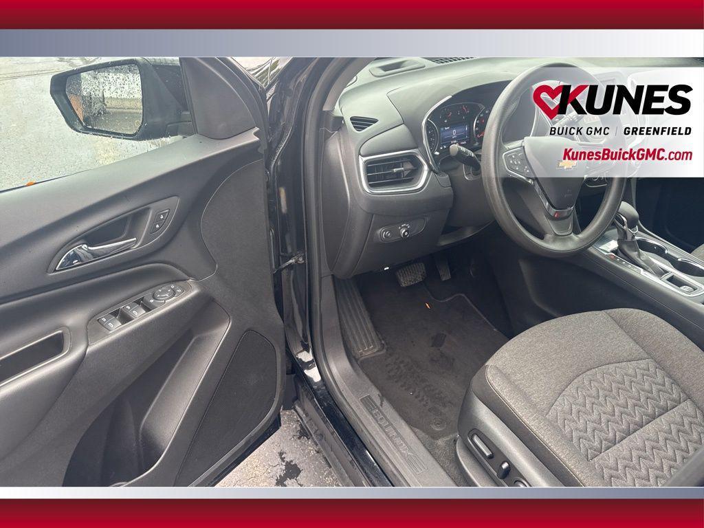 used 2023 Chevrolet Equinox car, priced at $19,999