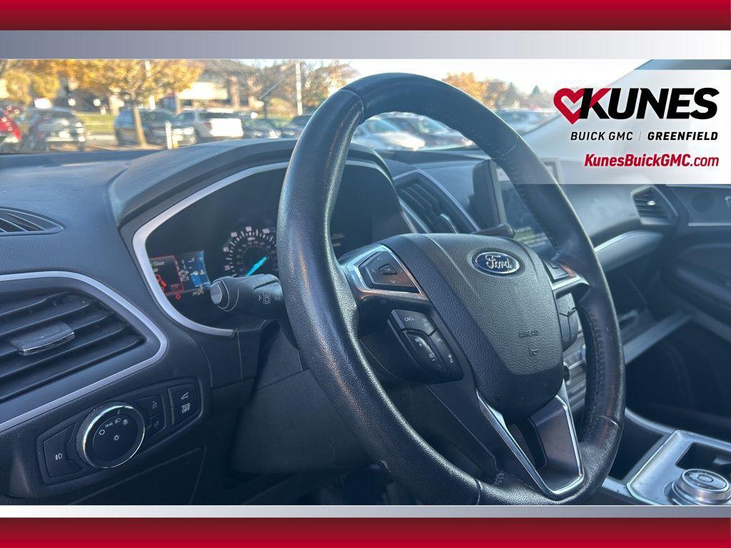 used 2021 Ford Edge car, priced at $15,799