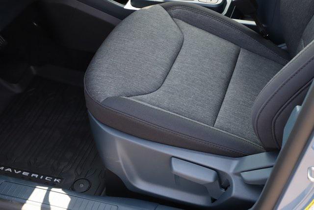 new 2025 Ford Maverick car, priced at $33,435