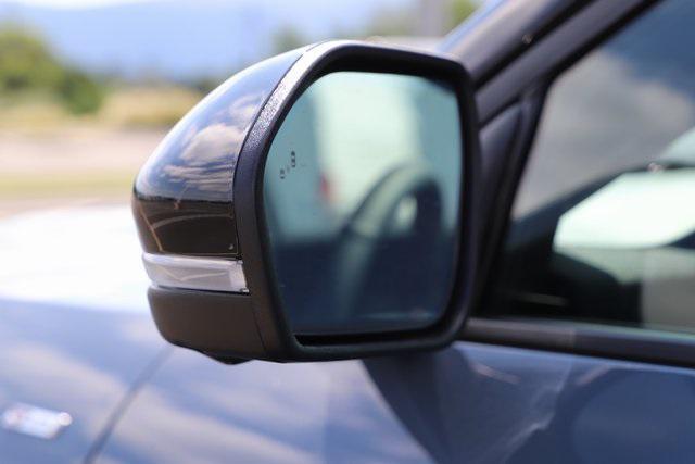 new 2025 Ford Explorer car, priced at $48,999