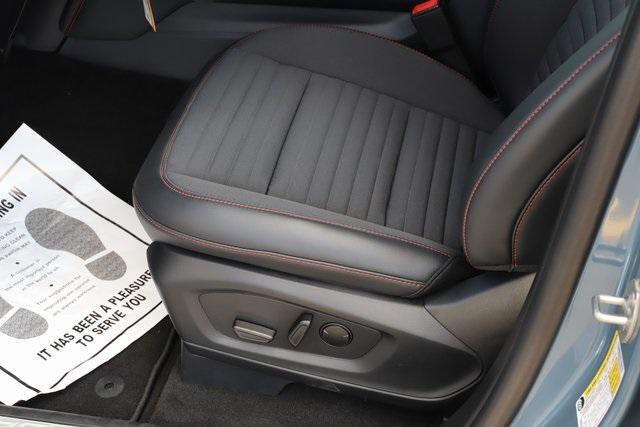 new 2025 Ford Explorer car, priced at $48,999