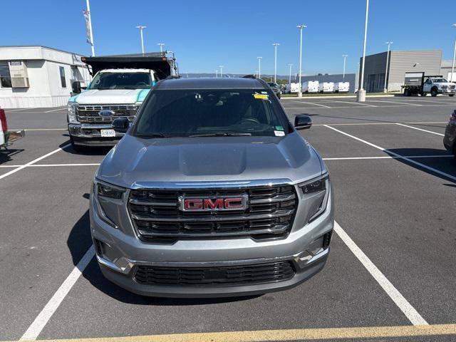 used 2025 GMC Acadia car, priced at $32,815