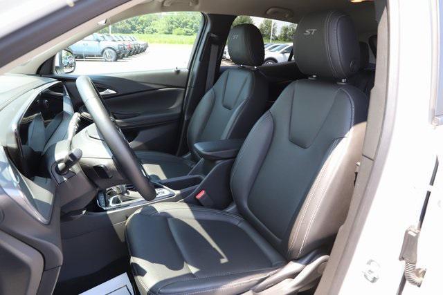 used 2024 Buick Encore GX car, priced at $24,833