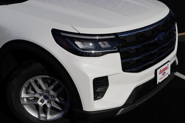 new 2025 Ford Explorer car, priced at $40,129