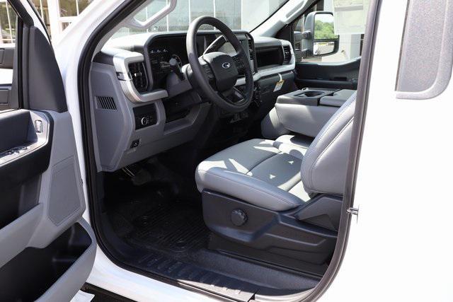 new 2025 Ford F-350 car, priced at $59,660