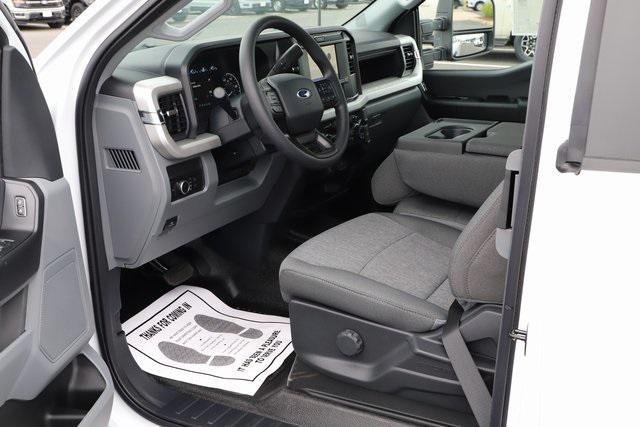 new 2025 Ford F-350 car, priced at $66,925