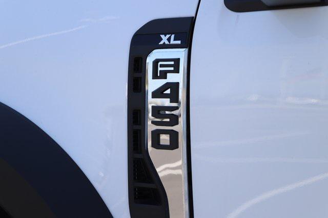 new 2025 Ford F-450 car, priced at $82,900