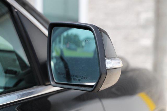 used 2023 GMC Acadia car, priced at $30,000