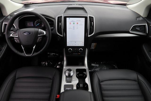 new 2024 Ford Edge car, priced at $43,089