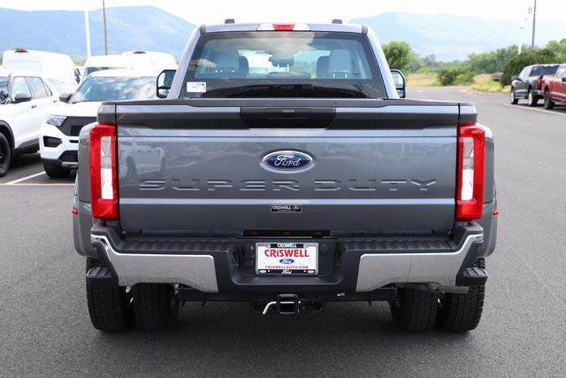 new 2025 Ford F-450 car, priced at $74,370